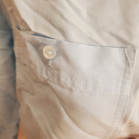 Blouse - Picture 2 of 3